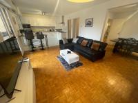 Superbe T4 spacieux tout équipé, - Ferienwohnung