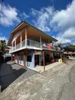 Cabinas Las Palmas del Sol - Bed and Breakfast La Fortuna