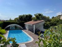 Très belle villa avec piscine dans la Drôme - B&B