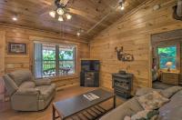 Peaceful Bryson City Cabin - Fire Pit and Hot Tub! - Ferienwohnung Bryson City