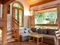 Chalet cosy 6 pers. à 100m des pistes avec garage fermé et parking, Méribel - Chambres d'hôtes Les Allues