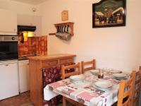 B&B Vars - Appartement Vars, 1 pièce, 4 personnes - FR-1-330B-140 - Bed and Breakfast Vars