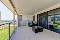 B&B Bargara - Unit 3 Everdell Street - Bed and Breakfast Bargara