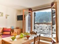 Studio avec terrasse ensoleillée face aux pistes, animaux acceptés, Montgenèvre - FR-1-266-86 - Chambres d'hôtes Montgenèvre