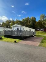 Freedom Lodge-Aviemore with FREE Starlink Superfast broadband 150mbps - All bedding and towels included - Pet Free - B&B
