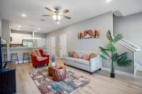 Relax, Rejuvenate, Retreat in Gated Community near Greater Heights - B&B