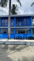 B&B Kinabutan - Azure at Tranquility Bay Beach Resort - Bed and Breakfast Kinabutan