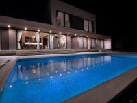 Martincic residence - 5 stars luxury with pool heating on 4000m2 - B&B