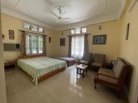 Habitación Triple con balcón