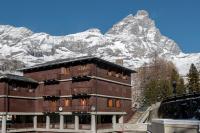 HelloCHALET - Foyer du Cervin Central, Ski Apartment, 250m lift - Chambres d’hôtes Breuil