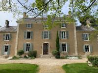 Au p’tit bonheur d’Augé Maison - B&B