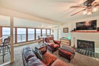 Sagle Lakefront Escape: Private Beach Access! - Ferienwohnung Sagle