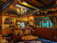 Wizards Thatch Luxury Suites - Ferienwohnung Alderley Edge