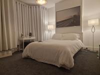 Deluxe Zimmer mit Kingsize-Bett