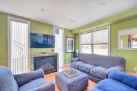 Ideally Located DC Home with Pool Table and Patio - B&B