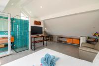 Zimmer mit Kingsize-Bett