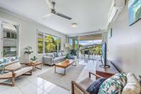 B&B Airlie Beach - Airlie Summit Apartments - Bed and Breakfast Airlie Beach