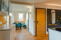 Two-Bedroom Apartment with Balcony and Lake View
