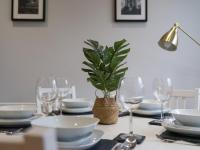 Howick House - Large 3 bedroom house, Gosforth - B&B Kenton