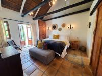 Luxe Cottage