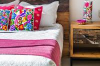 Ikal Mexican Modern 150MB Fiber WiFi - B&B