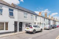Stone's Throw - B&B
