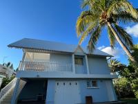 JOLIE CREOLE- Villa sur le lagon - B&B