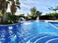 Isabella spacious modern villa with sea views - B&B