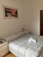 Tweepersoonskamer met een Eigen Externe Badkamer