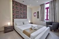 B&B Valletta - VALLETTASTAY - LUCKY STAR TWO BEDROOM APARTMENT 203 - Bed and Breakfast Valletta