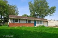 Pet Friendly Ranch Home 30 mins from O'Hare - B&B