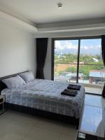 Studio with Balcony