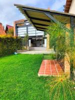 Hermoso apartamento con vista al lago - B&B Paipa