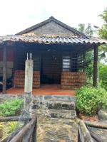 Bungalow with Garden View