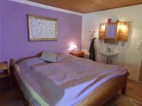 Tweepersoonskamer met Gedeelde Badkamer