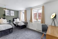 City Centre Studio 3 with Kitchenette, Free Wifi and Smart TV with Netflix by Yoko Property - B&B Middlesbrough