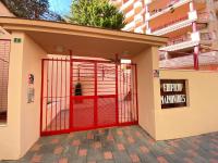 Fuengirola Holiday Apartment w/Balcony View & Pool - Bed and Breakfast Fuengirola