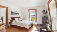 Queen Room with Sea View - Top Floor