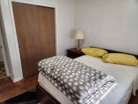 Spacious 4-bedroom home in quiet neighborhood - B&B Milwaukee