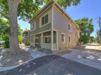 Perfect Location Walking Distance to Everything - Chambres d’hôtes