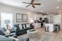 Serenity Island Treasure At 7868 Evening Glow Drive - B&B Pensacola