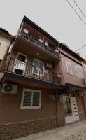 Old Town Inn - Chambres d'hôtes Pogradec
