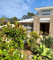 B&B Ulladulla - Serenity Lodge for Couples - Bed and Breakfast Ulladulla