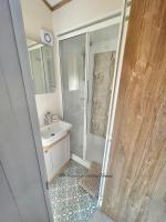 Hartland Lodge - White Cross Bay Holiday Park - B&B