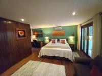 King Room with Sofa Bed