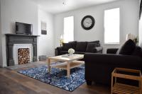 Stunning Big Home Near Downtown North Shore & More - Chambres d’hôtes Pittsburgh