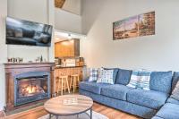 Mtn-View Escape with Deck 1 Mi to Ski Resort! - B&B
