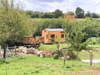 Joy Tiny House - B&B Saint-Germain-le-Vieux