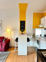 Light and Bright Central - B&B
