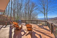 Spacious Franklin Cabin with Mountain Views! - B&B